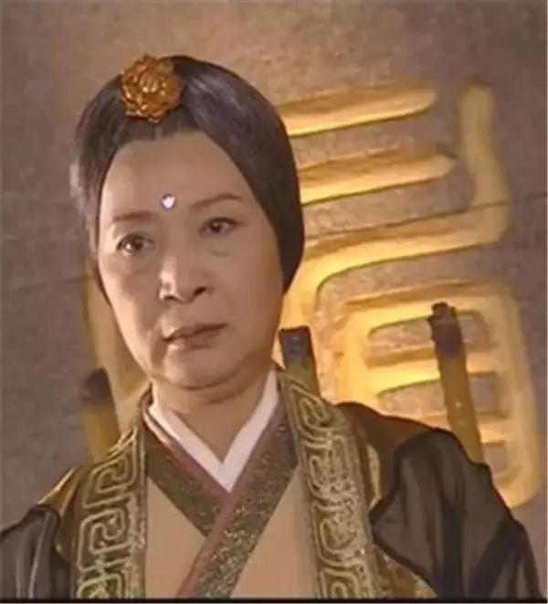 灭绝师太:盘点六大版本灭绝师太，马景涛版最经典，李连杰版最欠抽