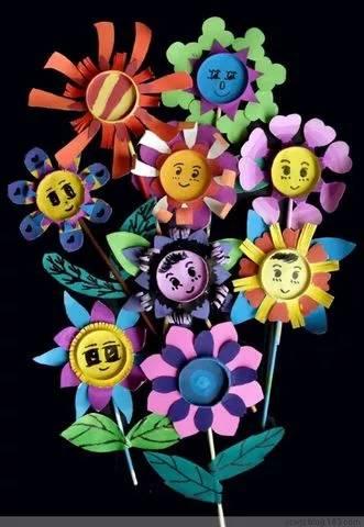 用一次性纸杯做小纸花的制作过程(一次性纸杯花做法)
