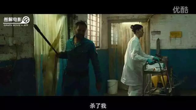 医生示范身体乳