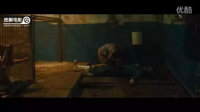 医生示范身体乳