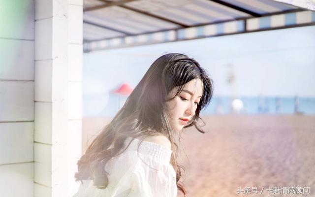 5个搭讪的法则，因为它我收了100个女生的<a href=https://maguai.com/personal/ target=_blank class=infotextkey>微信号</a>