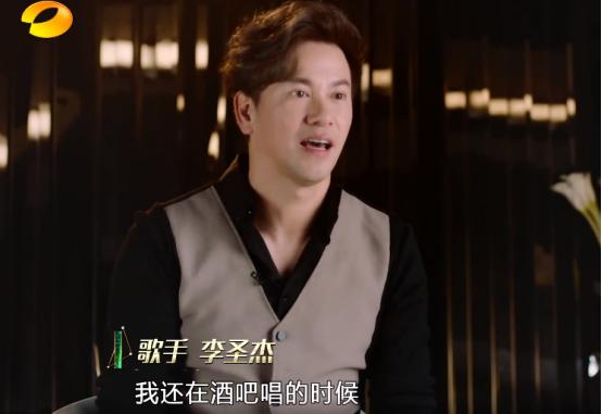 听到人家唱歌就起鸡皮疙瘩