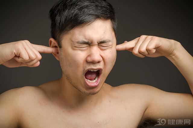 为什么听到刮铁声人就起鸡皮疙瘩