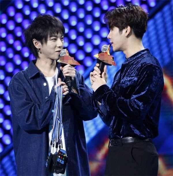 华晨宇微博黄子韬新歌(华晨宇黄子韬跳舞视频)-天晟网