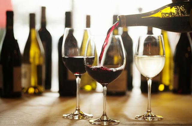 葡萄酒有保质期，葡萄酒保质期有10年，到期后还能喝吗？看完这2个原因你就懂了