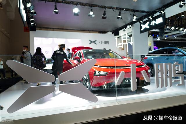 对话｜何小鹏：城市NGP效果比特斯拉FSD好、2026年向无人驾驶过渡