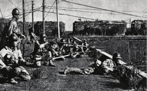 1948年，我军俘虏一国军副总司令，林彪得知后为何亲自登门道歉？