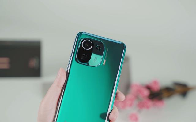 双11四款性价比极高的手机推荐 同价位中的佼佼者 有你在用的吗