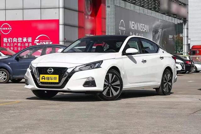 10月轿车销量出炉，轩逸被自主品牌反超？前十名自主品牌占据两款