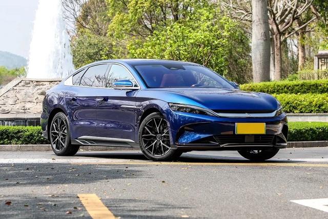 预算30万内，比亚迪汉EV和特斯拉Model 3该如何选？