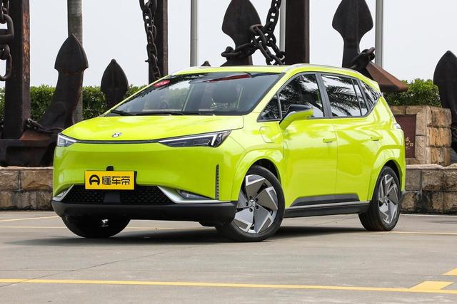 手握十几万想买新能源车？这5款续航长、实力强，总有一款适合你