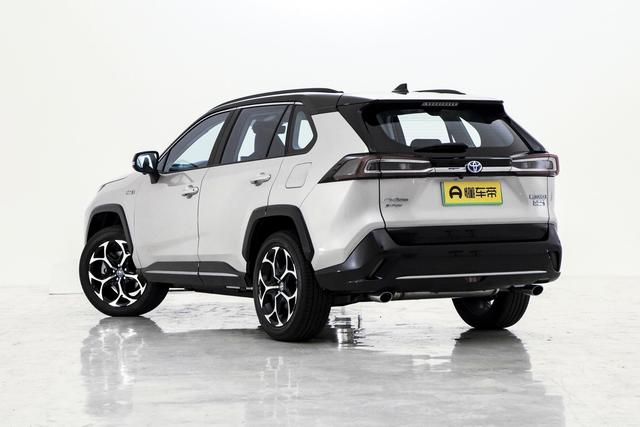 30万左右预算买混动，丰田这款高性能车别错过！