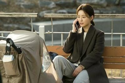 3位二胎宝妈自述：失去这3种权利，当家庭主妇10余年，不如做保姆