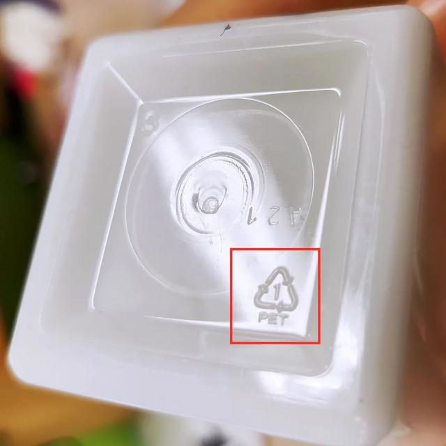 婴儿日吞158万个塑料微粒：这么多塑料下肚，会有害吗？