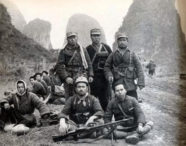 左权殉国后，日寇将左权尸体挖出来羞辱，彭德怀命暗杀队为其报仇