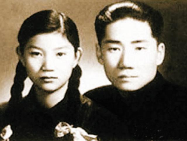 刘思齐32岁含泪改嫁，婚后生4子，夫妻以长子名字纪念毛岸英