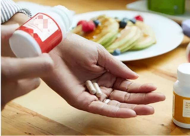 过50岁的人，会“断崖式”衰老吗？送你5条抗衰老锦囊，要听进去