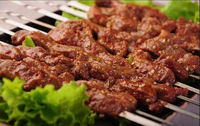 烧烤怎么点木炭