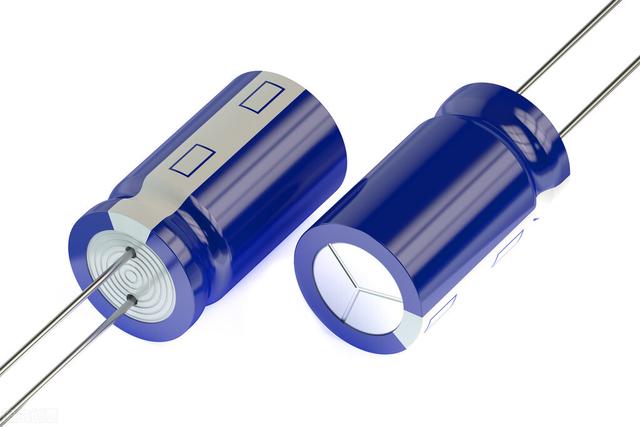 如何用万用表测电容（万用表正确测量电容器的方法）