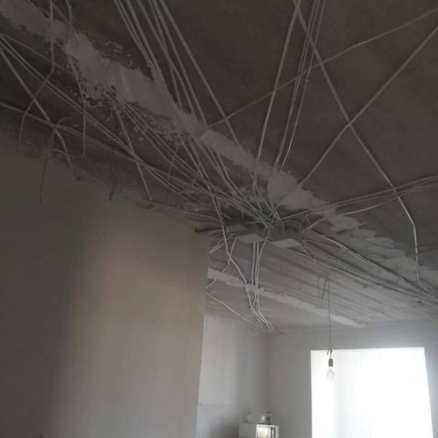 一组照片看俄罗斯的"神"装修，电线接得太霸气，还是国内安全啊