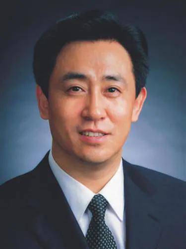 时势造英雄，让时代的洪流推着你乘风破浪
