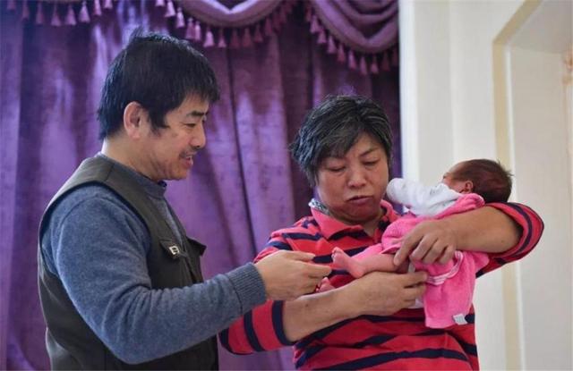 高龄产妇执意生二胎，将面临这些问题，生孩子前一定要三思而后行