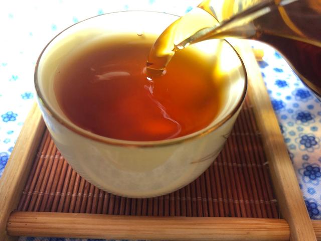 爱喝茶的女人最后都会变成什么样？