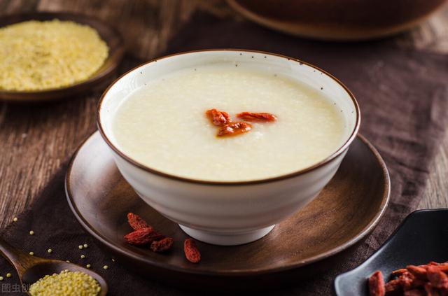 糖尿病人喝粥不正确血糖容易“大起大落”，遵循这四个原则可以减轻影响