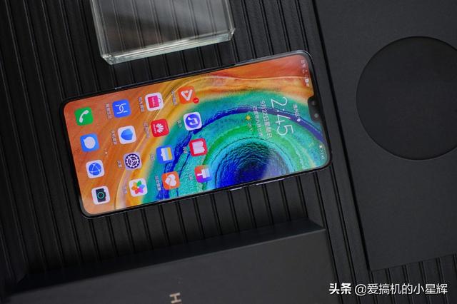 平心而论！华为这四款手机最值得买，实用性超iPhone，选谁都不亏