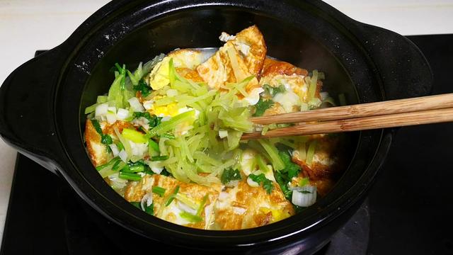 4种公认“润肺”蔬菜，医生忍不住推荐，每天吃一点，秋冬无病扰