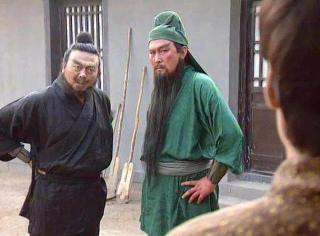 孙权为什么非要击杀关羽？你看看周瑜临死前都说了什么，关羽不冤