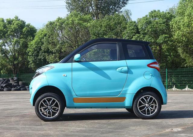 2022款华梓1号正式亮相，续航101公里，2.98万值不值得买？