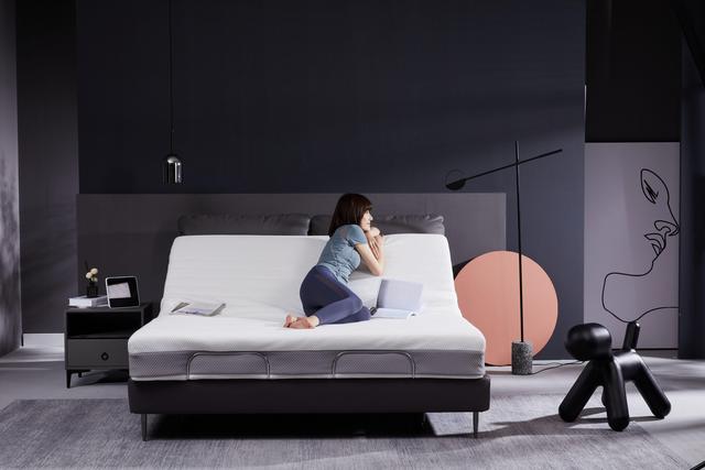 8H Milan智能真皮電動床S，解鎖更多舒睡模式，開啟睡眠新時代