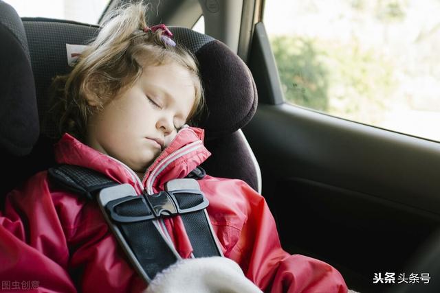 又一惨剧！小孩被关车内一天身亡！为何事故频发家长不能长点心？【网警转发】