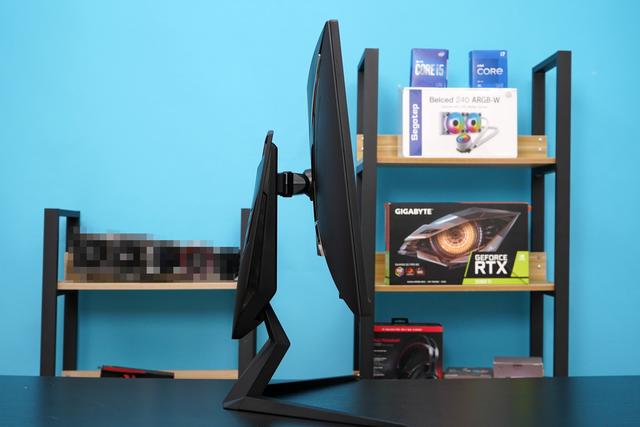技嘉AORUS FI32U電競顯示器評測：4K+144Hz的高分高刷屏