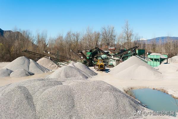 云南小型花岗岩制砂机规格的简单介绍
