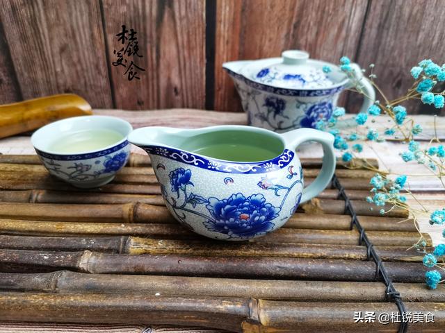 饮茶，对人体好处再多，也要切记“6类人”不宜喝茶，别不在意