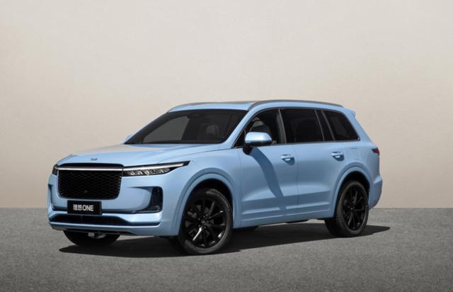 不充电也可以跑的电动车，自带发电系统的理想ONE，智能也不错