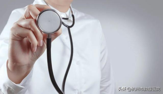有種癌善于偽裝，身體出現這些癥狀要及時檢查