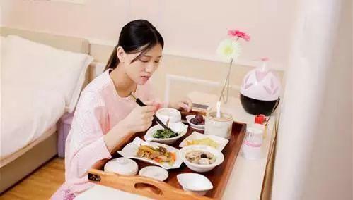 哺乳期是女人一生中最难的时候，宝爸如果爱她，要做好两件事