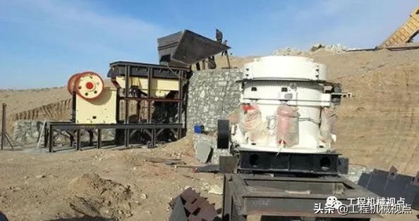 1210箱式破碎机参数机座数据的简单介绍