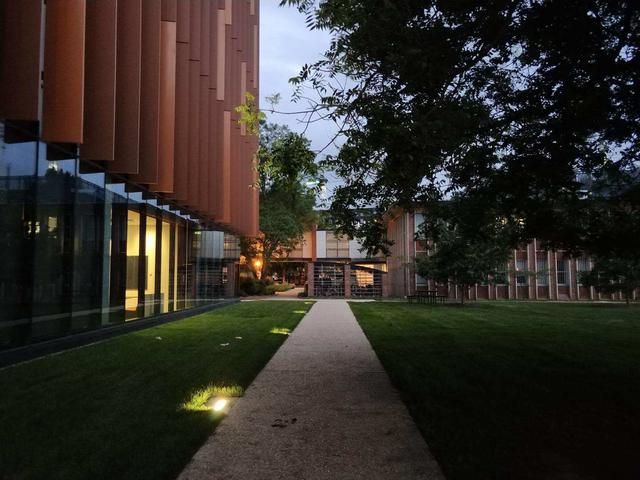 澳大利亚邦德大学法学移民如何才能成功申请邦德大学硕士