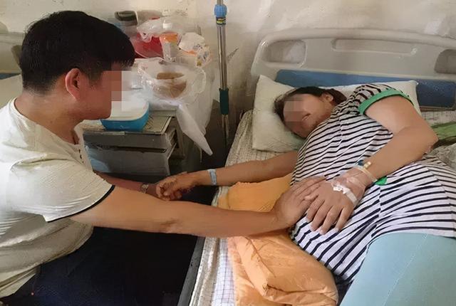 妈妈或许不知，当你分娩疼得死去活来时，宝宝也在很努力地帮忙