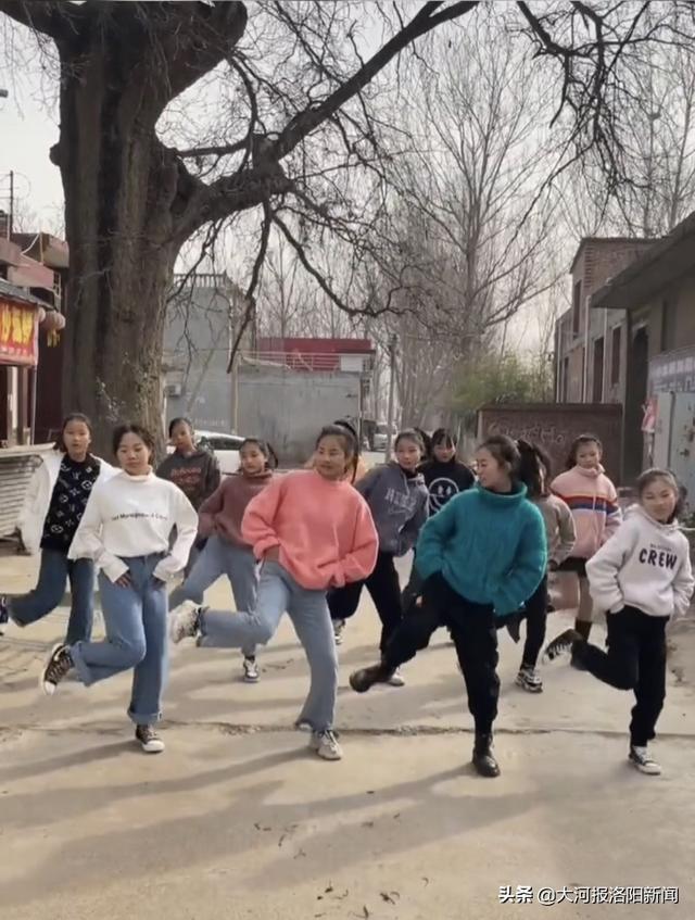 「爆料」农村跳舞的(农村跳舞的视频)