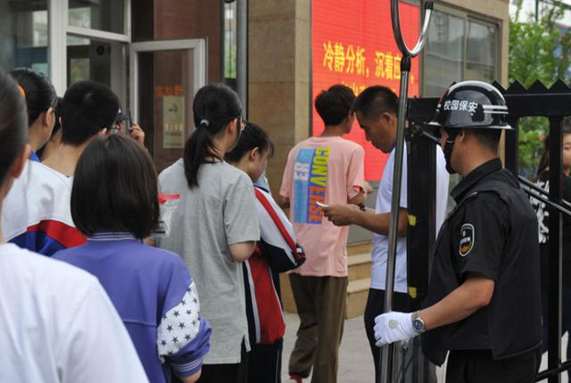 学生能自己退学吗(学生可以自己办退学吗)