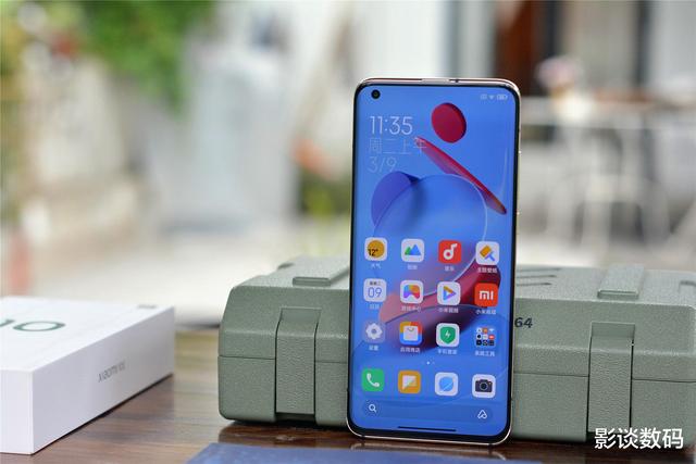 三款3000以内高配手机：全部12+256GB+旗舰SOC，甚至还有曲面屏