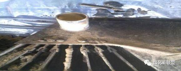 水平带式真空过滤机的真空箱