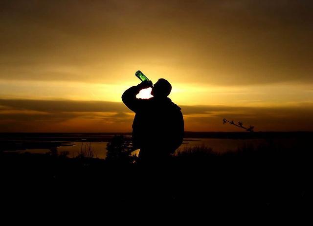 依照中医学的相关经验，当代人喝酒应当注意什么？不妨了解一下