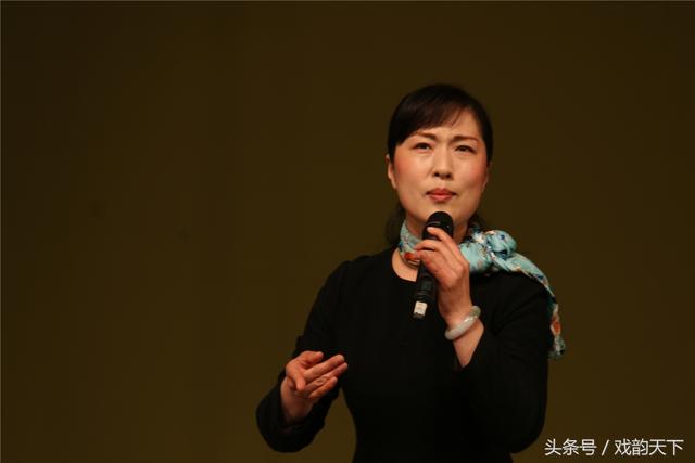 才女《蔡文姬》，载誉鹤壁城