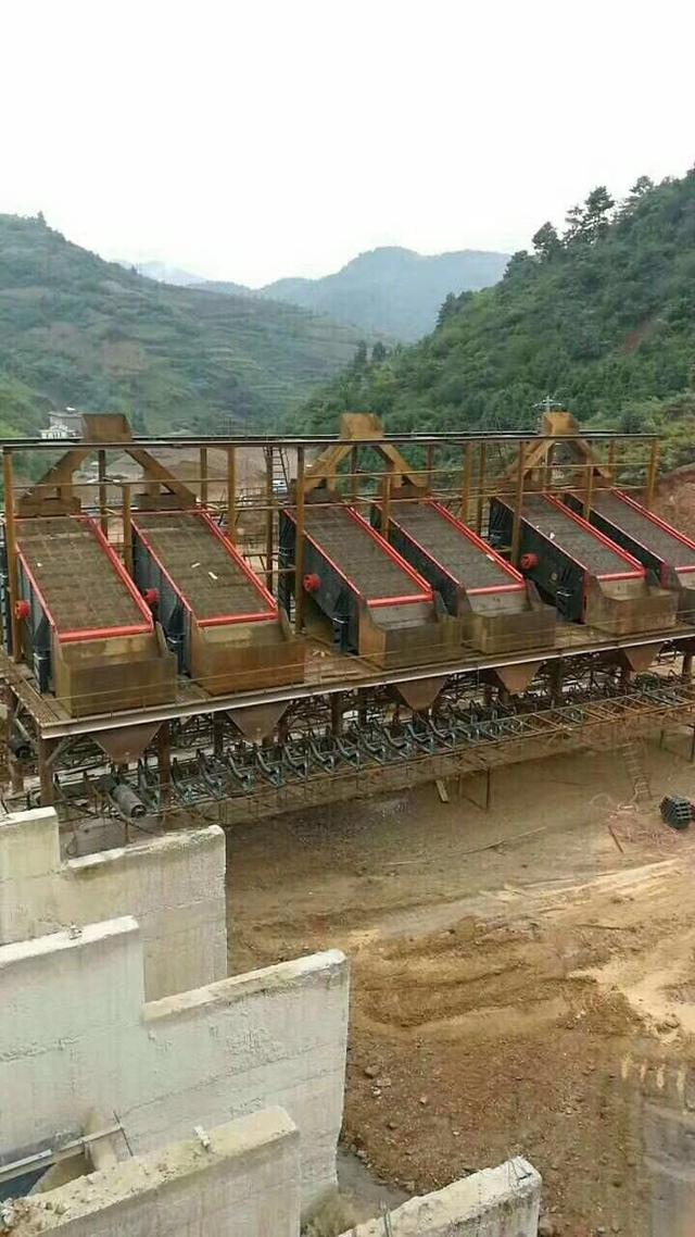 砂石全套设备一览表